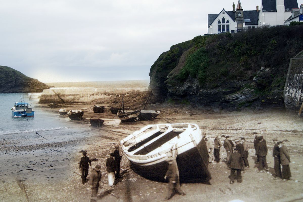 two photo's 100 years apart with very little change to the port.