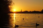 Sonnenuntergang über der Außenalster, bitte im Original ansehen, danke!